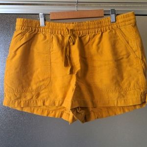 J Crew US L linen blend shorts
